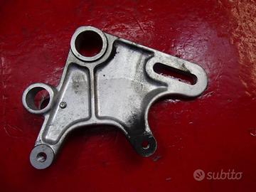 SUPPORTO PINZA POST DUCATI MONSTER 695