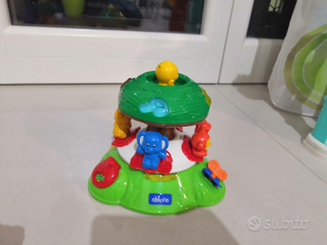 Chicco albero animali