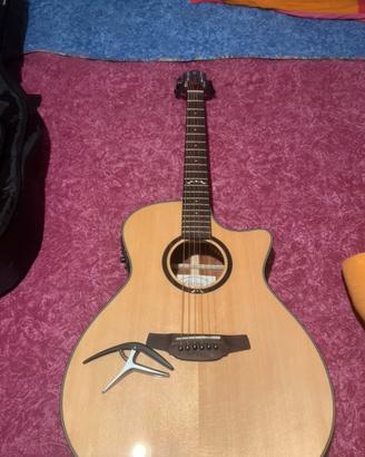 Chitarra acustica nuova!