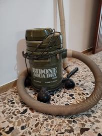 aspirapolvere e liquidi 