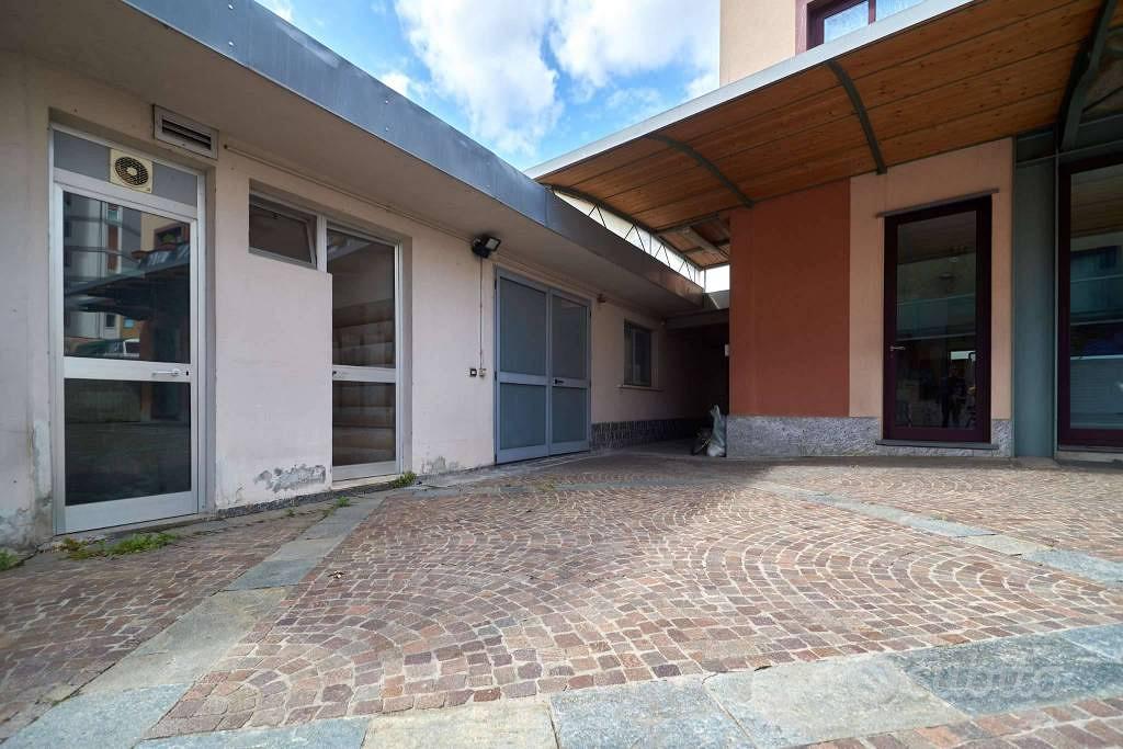 Immobile di 340 m² con 4 locali a Mozzo - Vista 3