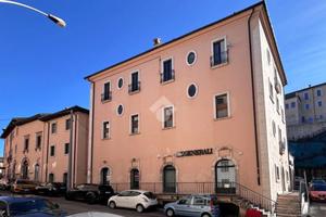 3 LOCALI A L'AQUILA