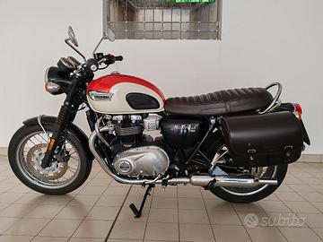 TRIUMPH BONEVILLE T100