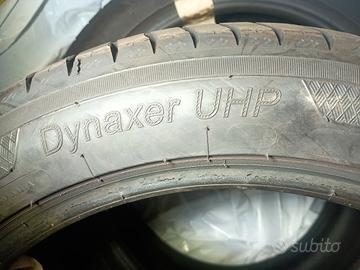 Kleber Dynaxer UHP 225 45 17 