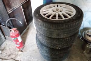 Cerchi in lega leggera r16 per Alfa 147, 159 etc