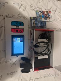 Nintendo Switch + Pokemon Diamante Lucente e Spada