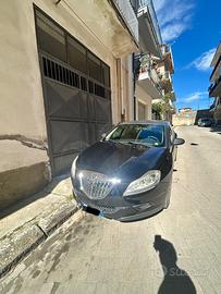 Lancia delta 1.5 120 cv platinum