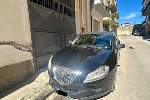 Lancia delta 1.5 120 cv platinum