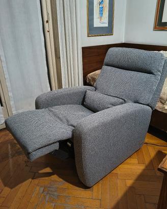 poltrona movimento relax elettrico GACCIOLA