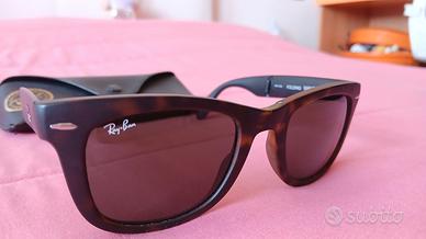 Occhiali da sole Ray-Ban Folding Wayfarer RB4105