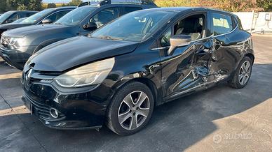 Renault Clio 2015
1.5 tdci
Motore K9KC6