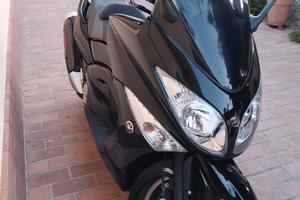 Yamaha T Max - 2011
