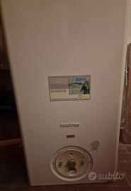 Caldaia murale Riello Residence 24kw