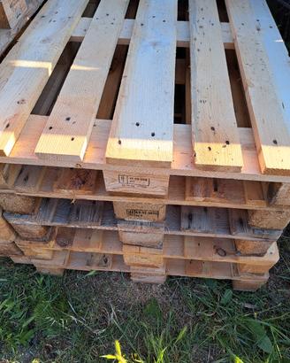 18 bancali epal 15€ trattabile