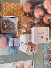 Auricolari wireless i9S-TWS di colore bianco