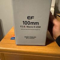 Canon EF 100mm f/2.8L Macro IS USM - Serie L