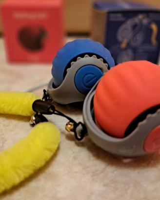 Gioco per gatti palla interattiva blu