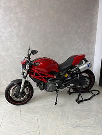 Ducati monster 696+