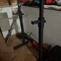Rack regolabile quasi nuovo , con dip station