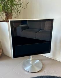 B&O Bang & Olufsen Beovision 10-32