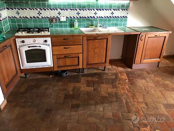 Cucina in legno stile rustico