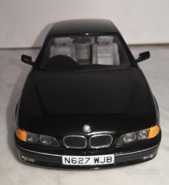 BMW SERIES 5 E39 BLACK 1/24 PAUL'S MODEL ART (RHD)