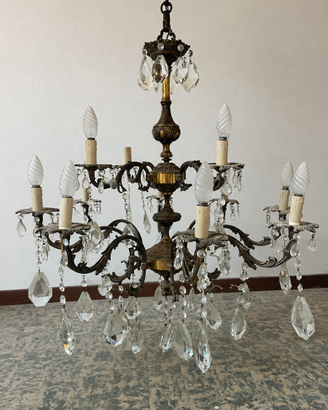 Lampadario classico in ottone con pendenti