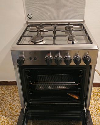 piano cottura con forno  LAGERMANIA