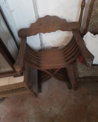 poltrona in legno 