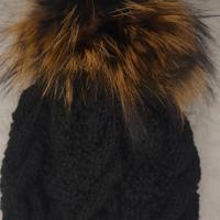 N.1 Cappello fatto ai ferri, pura lana Merino