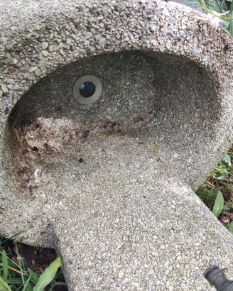 Fontana da giardino in pietra