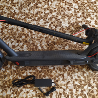 Scooter elettrico mi essential