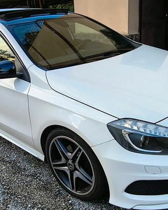 Mercedes A200 premium amg drak night edition