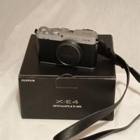 Fujifilm XE4 silver