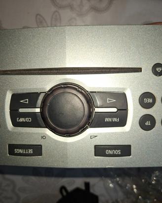 Autoradio stereo lettore CD MP3 Opel Corsa D 5P 1.