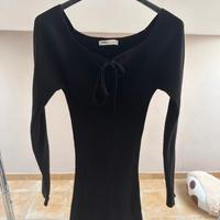 Tubino nero a maniche lunghe