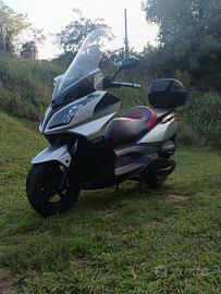 Kymco scooter 300 cc 