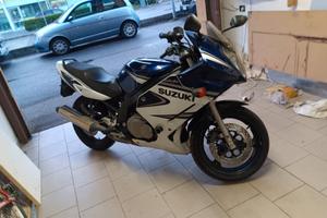 Suzuki GS 500 - 2007