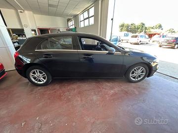 Mercedes-benz A 180 d Automatic Business Extra