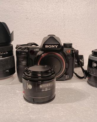 Sony Alpha 850 Full Frame + 3 obiettivi + Flash