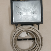 Proiettore 10.000 Lumen