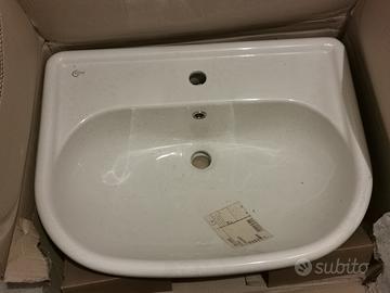Lavabo Ideal Standard in ceramica 65x50x20cm