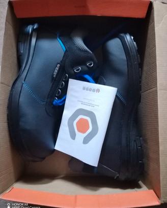 Scarpe Antinfortunistiche marca “Base”