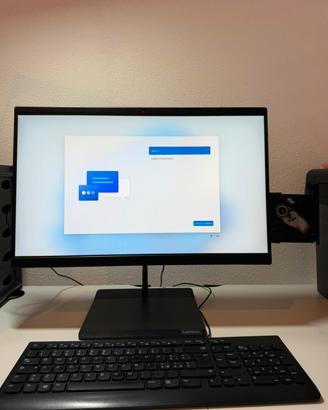 Lenovo All-in-One Computer V50a-22IMB Intel i5
