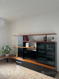 Mobile in legno Former