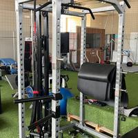 ATTREZZATURA PALESTRA E FISIOTERAPIA