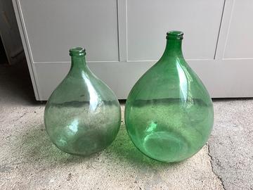 Damigiane decorative