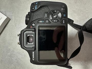 Fotocamera Canon 2000D eos