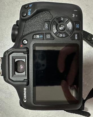 Fotocamera Canon 2000D eos