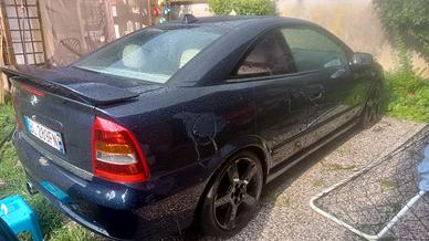 opel astra 2000 turbo benzina